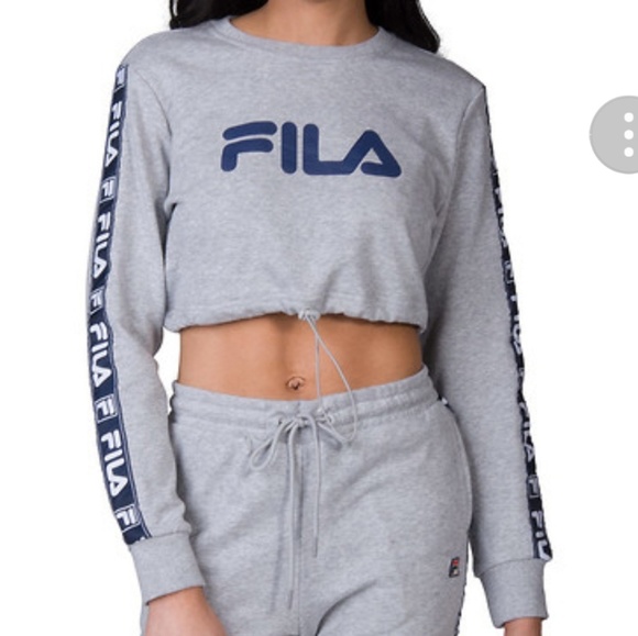 fila crop sweater